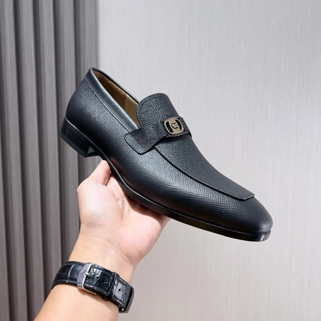 Factory P620💰🔥《Ferragamo》👏Latest•High-end top brand luxury~purchasing agent, top~quality. New fashionable business men's shoes🔜The uppers are made of original cashmere cowhide➕cowhide·lining, with fine workmanship. The original stylish and soft combination wear-resistant and non-slip outsole is light and comfortable on the feet. The real thing looks better in real life. Size: 38/44